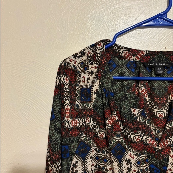 Zac & Rachel Blue and Brown Graphic 3/4 Sleeve Blouse - Picture 6 of 8